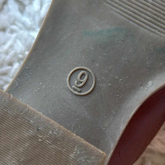 Universal Thread D’Orsay‎ Booties - Picture 6 of 6